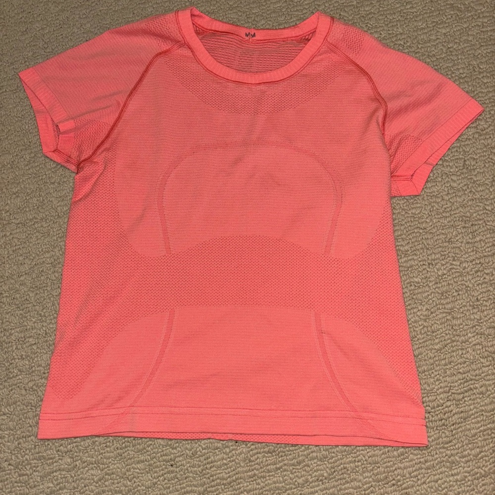 Coral Short Sleeve Athletic Top